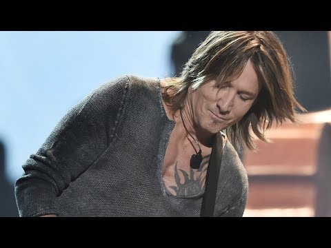 Keith Urban Fan Grabs a Guitar and ... WOW!
