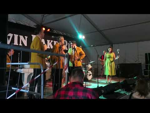 Ramblin' Ellie - (Meet me) After School