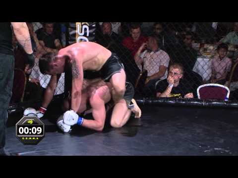 Pawel Smietanski v Simon O'kane - Combat Challenge