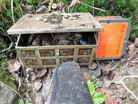 Löysin rahalaatikon ja kalan joesta magneetilla