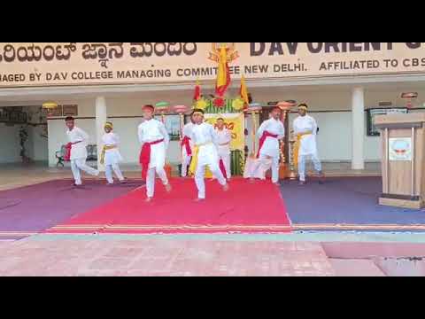 E kannada mannanu maribeda Shambulingappa and team DAVOGM Chittapur