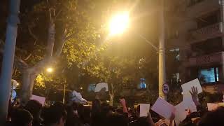 已經一個月了。那些代表人民吶喊，震撼整個世界的上海年輕人，你們在哪裡？你們還好嗎？