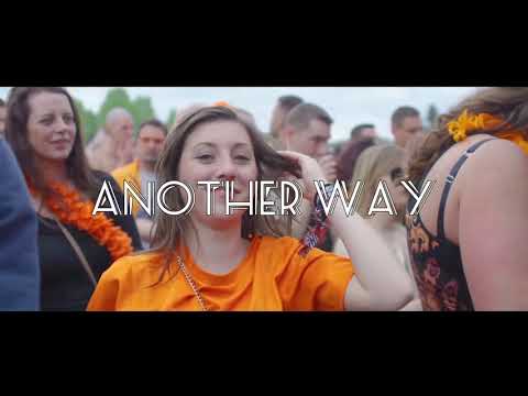 Mike Williams & Mesto - Wait Another Day (YL Hardstyle Bootleg) | (Official Lyris Video)