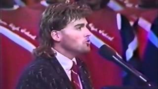 MICHAEL W.  SMITH (Live) - GLORIA (Rare Christmas 1989)