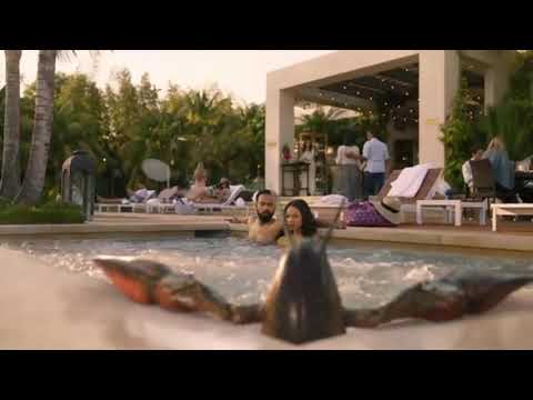 Geico: Lobster in Hot Tub, Funny Commercial