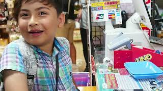 日本のおもちゃ屋さんに行ってきました！！初めての東京　８歳　東京