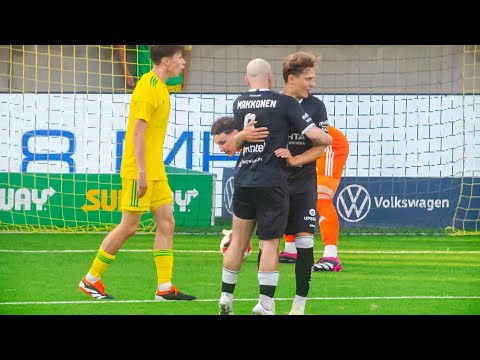 Pöxyille upea voitto - Ilves suli 2 maalin johtoaseman / Ilves 2 - SexyPöxyt / Tammelan Stadion