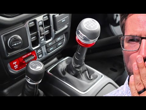 The Wrangler Manual Is Almost Perfect! (2025 Jeep Wrangler Manual Review)