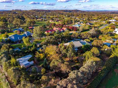 3 Hovea Place, Springvale, NSW 2650, 5 slaapkamers, 2 badkamers, Lifestyle Section