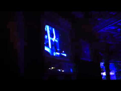 Tom Morello and Mike Einziger (Detroit 8/24)