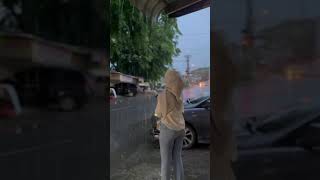 Download lagu Mentahan Snap Wa Untuk Manasin Mantan Pacar Wkwkwk Neduh Bareng Cewek Cantik Karena Kehujanan mp3