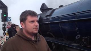 preview picture of video '60163 Tornado leaving Tonbridge on The Cathedrals Express Ashford - Norwich 15/12/2012'