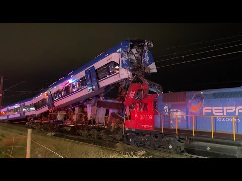 Emergency services at scene after tow trains collided in Chile | AFP