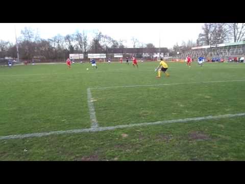 VfR Mannheim - SV 98 Schwetzingen / Das 3:1 Niko Pavic (90.+4)