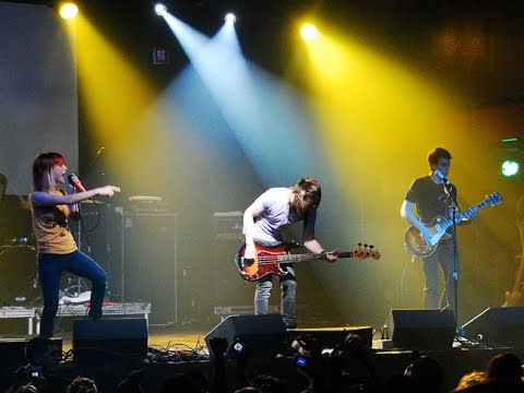 PARAMORE - REVOLUTION - FORT LAUDERDALE - 20-04-2007 - TAYLOR YORK FIRST SHOW