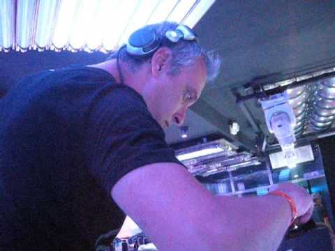 Sergio Martínez - Closing set at Vibe Club - P. Cana - Playing Hakan Lidbo (Anual grey - Alex V mix)