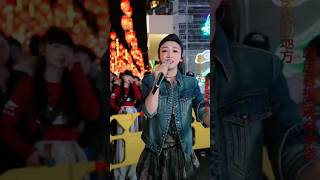 Download lagu Yang Wenzi Destroys The High Notes In This Insane Live Performance! mp3
