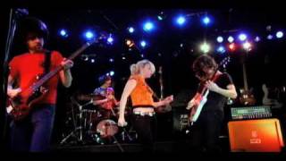 Be Your Own Pet - Let&#39;s Get Sandy - Live On Fearless Music