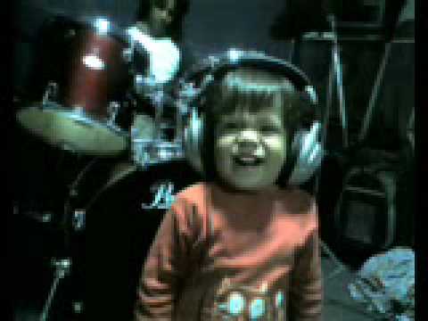 download lagu mp3 mp4 Sueo De Vida, download lagu Sueo De Vida gratis, unduh video klip Sueo De Vida