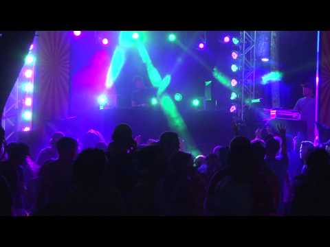 Moon Boots - C.Y.S. @ TomorrowWorld 2014