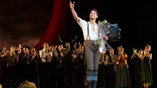 Carlos Acosta&#39;s final main stage curtain call as Principal Guest Artist of The Royal Ballet