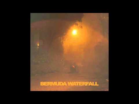 Video thumbnail for Bermuda Waterfall