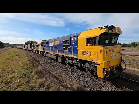 8226 & 48162 Parkes NSW  0945hrs Thu 21st July 2022
