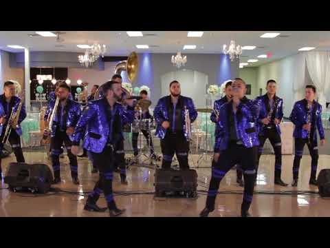 Banda La Alterada- Así Corre El Agua (en vivo)