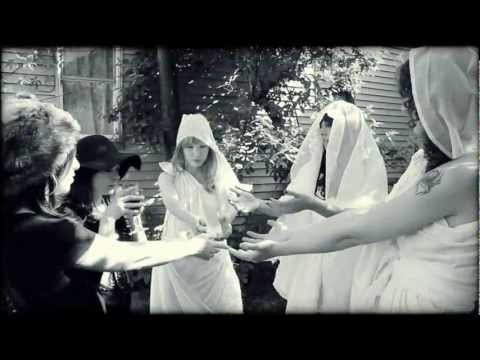 Nouvellas - "Never Go Home"