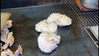 【西成ホルモン】コテで焼く激ウマの焦がしホルモン Japanese street food Horumon in Nishinari