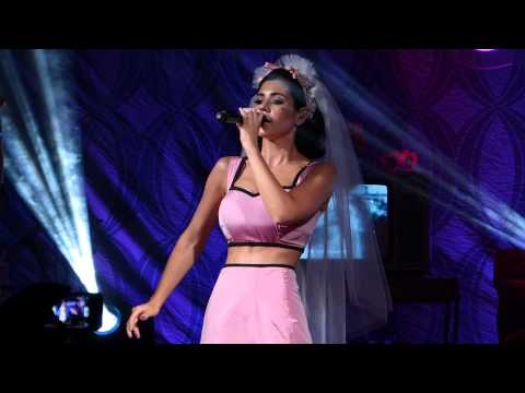 Marina and the Diamonds - Homewrecker live Liverpool O2 Academy 04-10-12