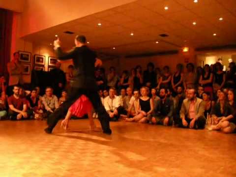  Barbara Carpino  and  Claudio Forte  are  dancing  to  the  milonga  "  Violetas  "  by  Ricardo Tanturi