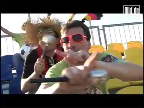 Atzen Musik BundesligaRückRap BILD.DE mit den Vapeilas