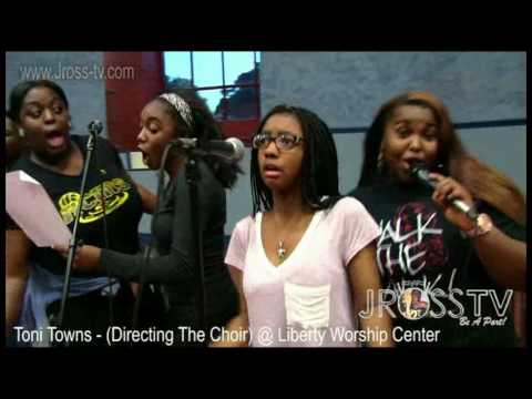James Ross @ Toni Towns - "Youth Choir / 1-2-3 Victory" - ww w.Jross-tv.com