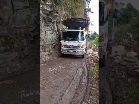 Trochas de Zapatoca Santander 🇨🇴🇨🇴🇨🇴 #trucks #automobile #truckesvlogs #trucking #troquero