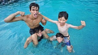 TWIN BOYS vs. TWIN BOYS SWIMMING COMPETITION!