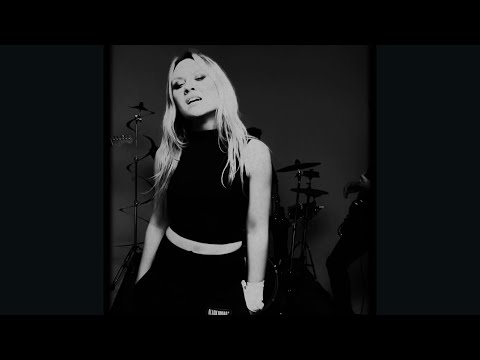 Here and Everywhere - Nov nor čas (Vertical Video)