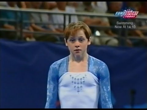Ekaterina Lobaznyuk - Floor - 2000 Olympic Games (Team Final)