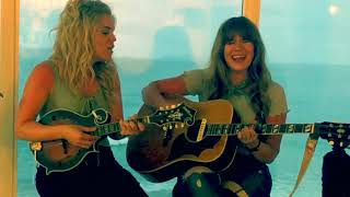 Ruthie Collins - Boys and Beaches featuring Natalie Stovall (Acoustic)