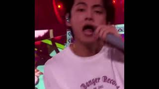 Download lagu Taehyung growling with his raspy voice💀 mp3