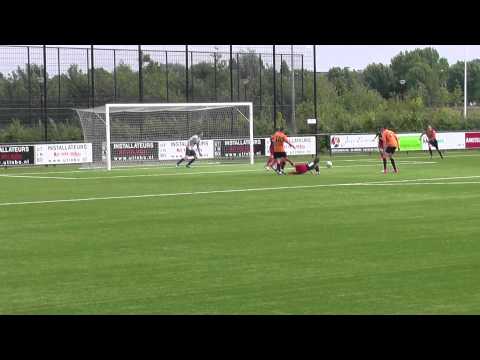 16 augustus 2013 VV De Meern B-selectie - Ipswich Town FC U17 vr 4-0 Doelpunt Stan