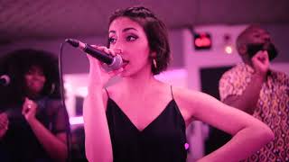 Anna Kova - Roses (Outkast) Live Performance