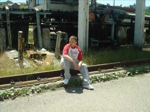 Mc Bam Boo-Zivim Zivot Uzalud (Rozaje rap)