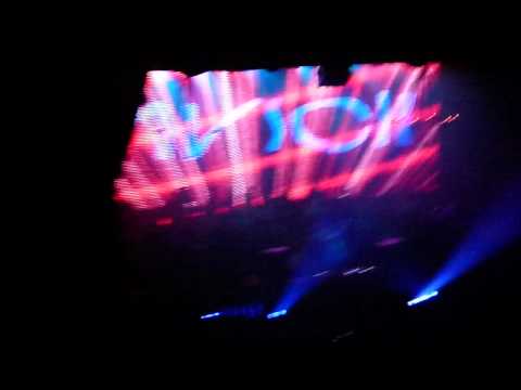 Avicii - Abow, Sex! (Avicii vs. Kings Of Leon Bootleg) @ Music Box (4-22-11)