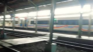 Download lagu Kereta Api Argo Bromo Anggrek di Stasiun Semarang ... mp3