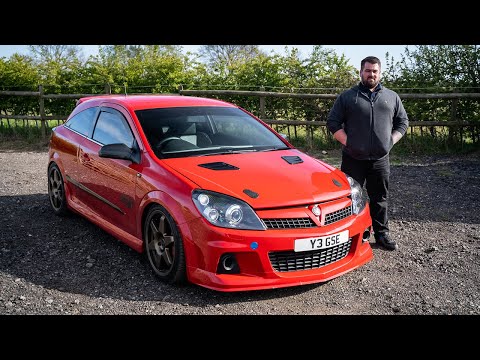 Garys' 485BHP Vauxhall Astra VXR Is So Scary It Made Me Scream!