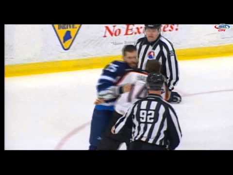 Blair Riley vs Kyle Hagel