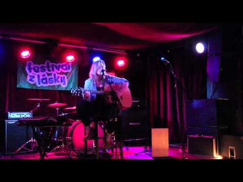Dorota Ideas - Dorota Ideas - Bez Teba, bez seba (live at Festival z Lásky, 7.1