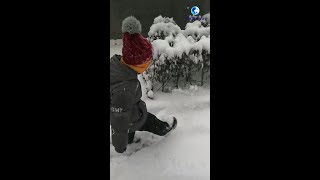 GLOBALink | Creative ways for children to have fun in snow