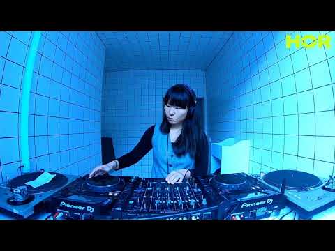 Midnight Shift X Voitax Showcase - Debbie Chia / October 31 / 3pm-4pm